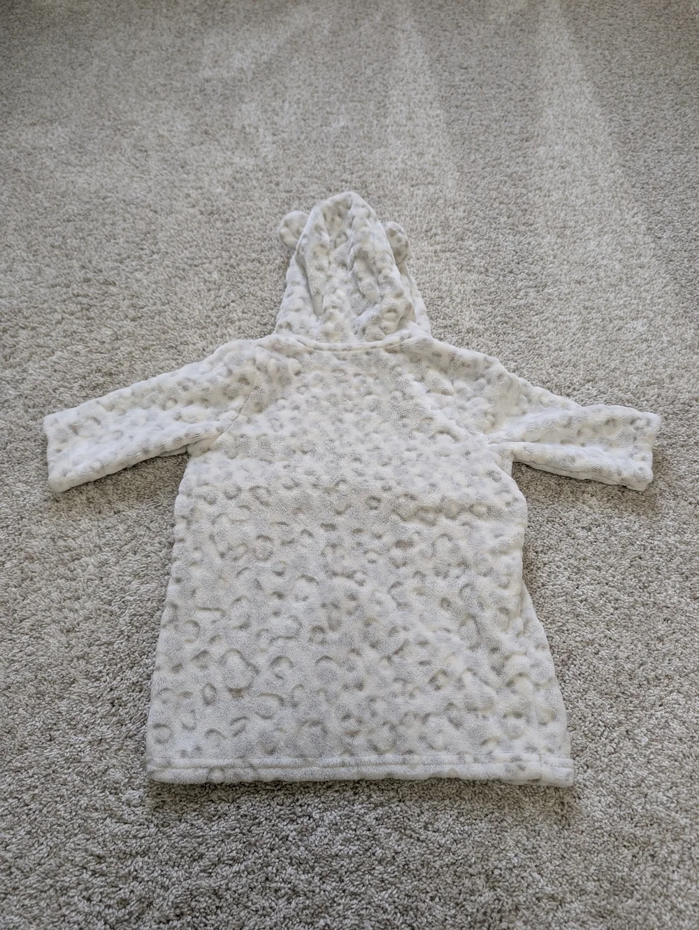 Tu Leopard Plush Hooded Baby Robe in Cream 3-6 Mo NWOT